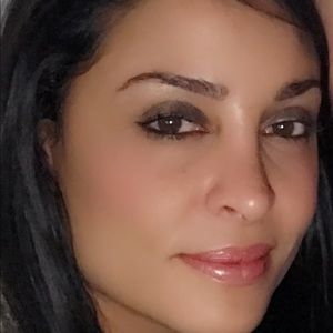 Meet your Posher, Yennifer